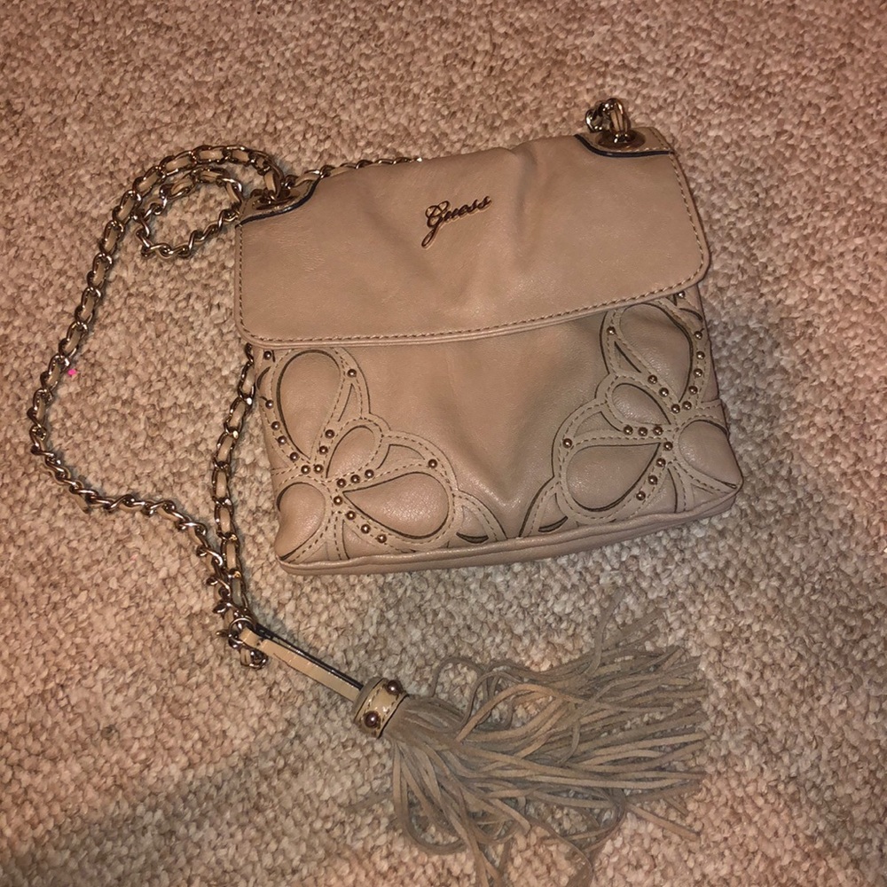 Guess cross body purse!